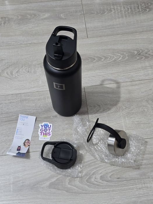 Sticlă termos Iron Flask 1.2L din inox – 3 capace,  neagra