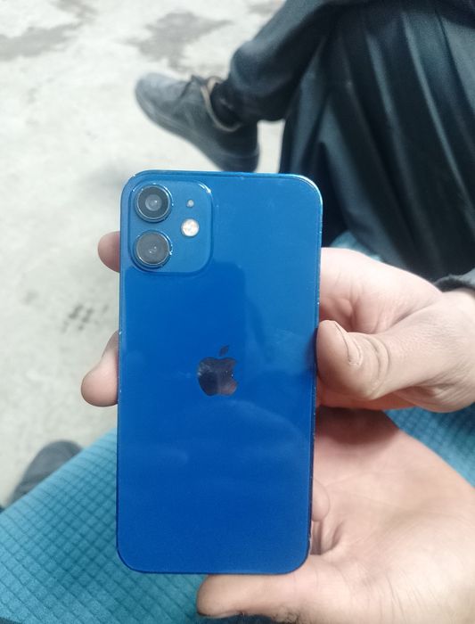 Айфон 12 мини сатылады