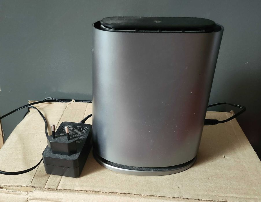 NAS HIKVISION H100  сетевое хранилище