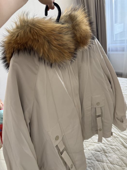 Продам парку 46-48 размеры