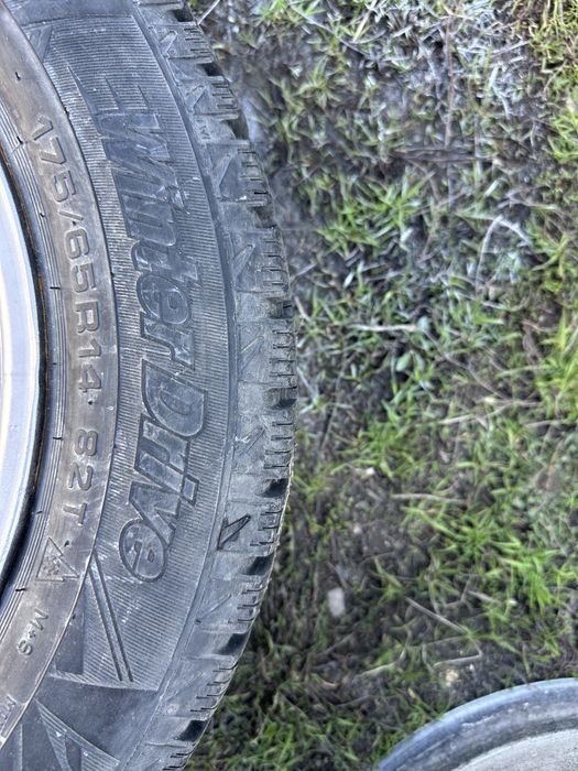 R14 штампованные диски с резиной