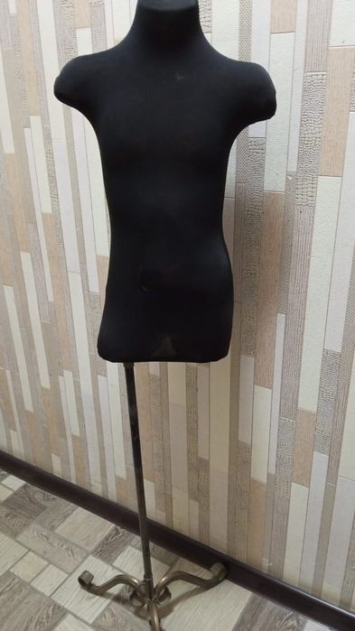 Манекен  за семь