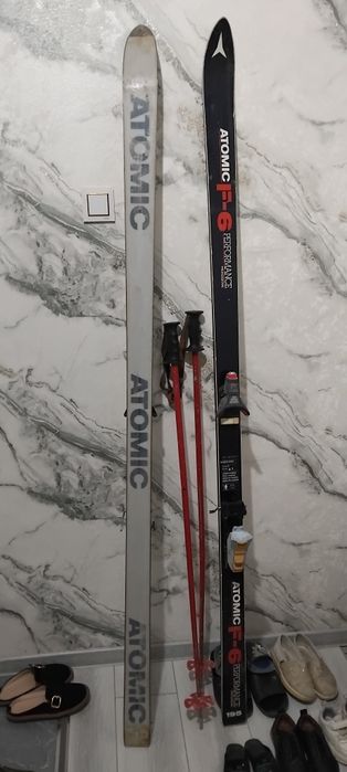 Продаю лыжи горные не дорого