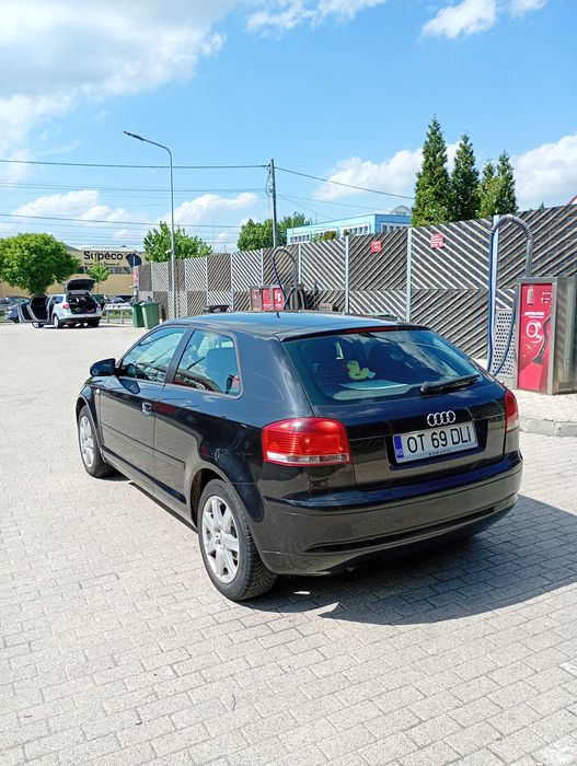 De vanzare auto Audi A3,in doua usi