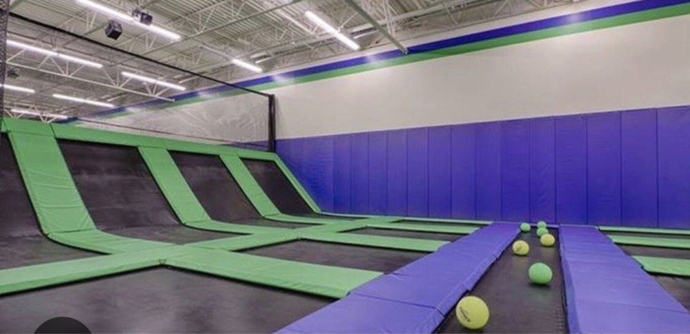 Трамплин парк батут парк