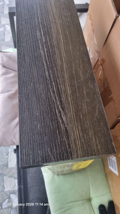 Consola ingusta cu statie incarcare