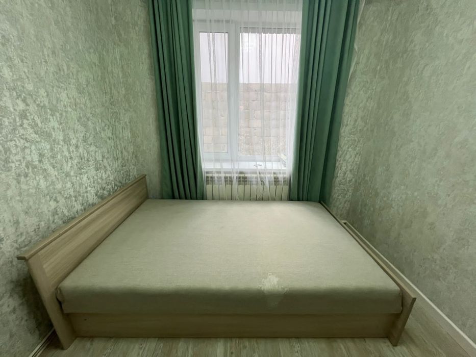 Кровать полуторка.