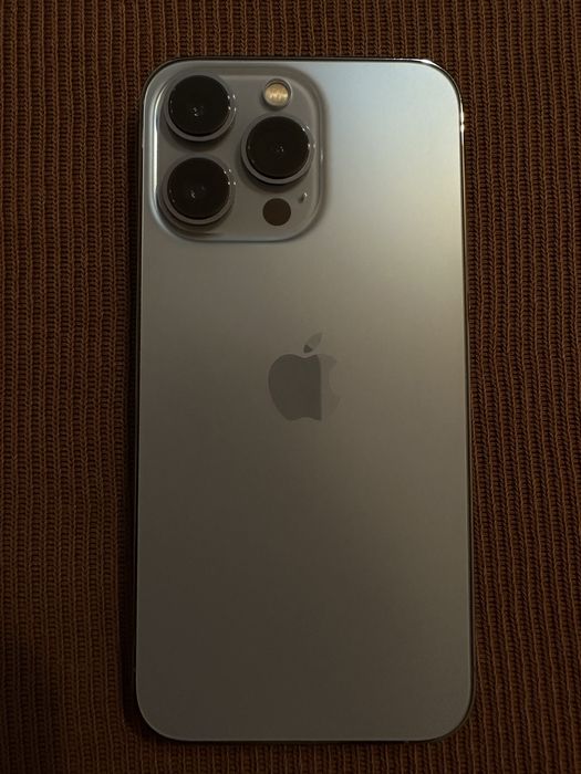 Vând iPhone 13 Pro – stare impecabilă
