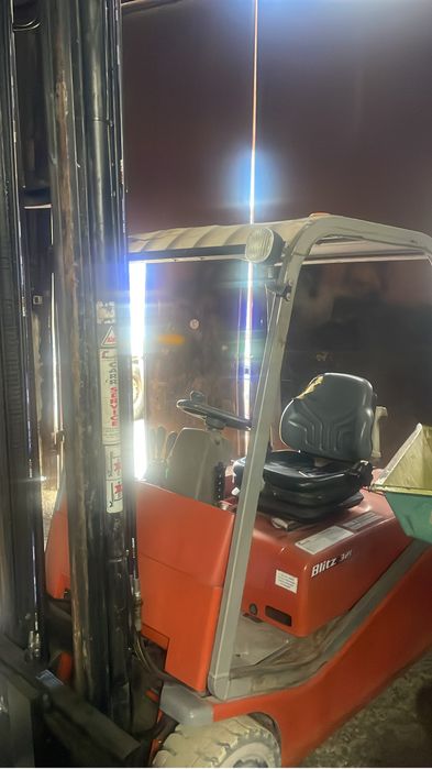 Motostivuitor electric Cesab