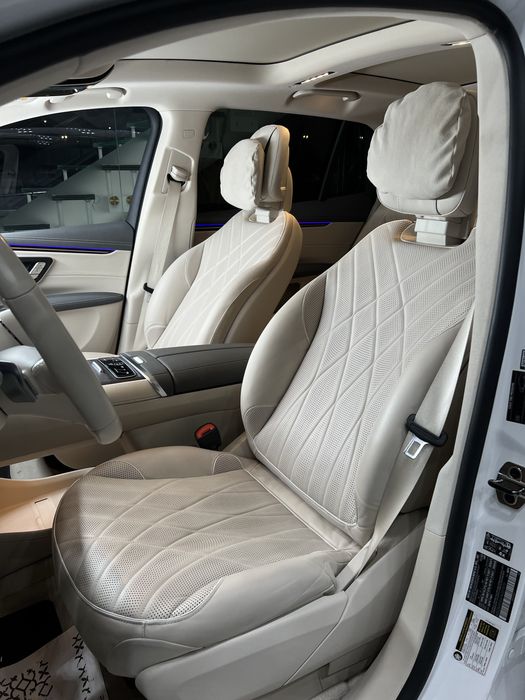 Mercedes Benz EQS580 SUV