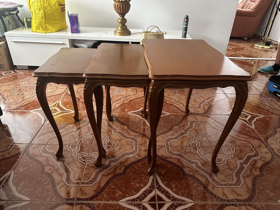 Set 3 măsuțe din lemn masiv – Vintage / Retro – 3 dimensiuni