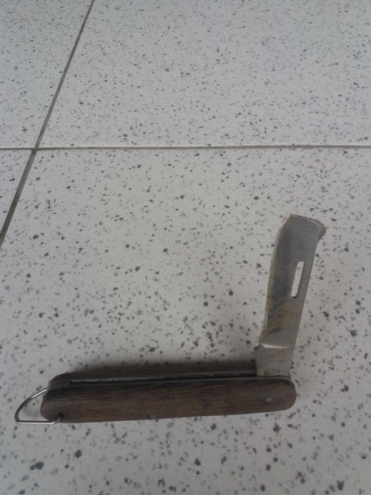 Продавам сгъваема ножка