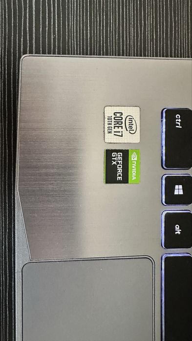 ПРОДАМ Msi Creator 17M