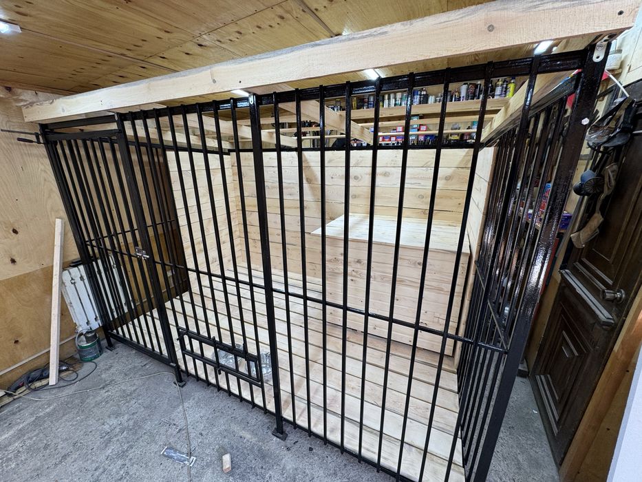 Вольер 3/2 с будкой утепленной