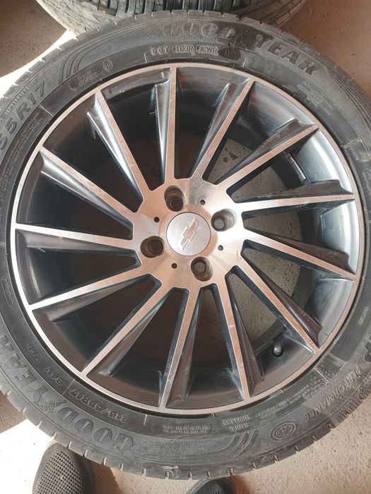 “17 lik Chevrolet disk, 3 ta sog‘, 1 ta siniq, narxi 3 mln kelishiladi