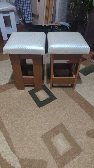 Кухонные табуретки