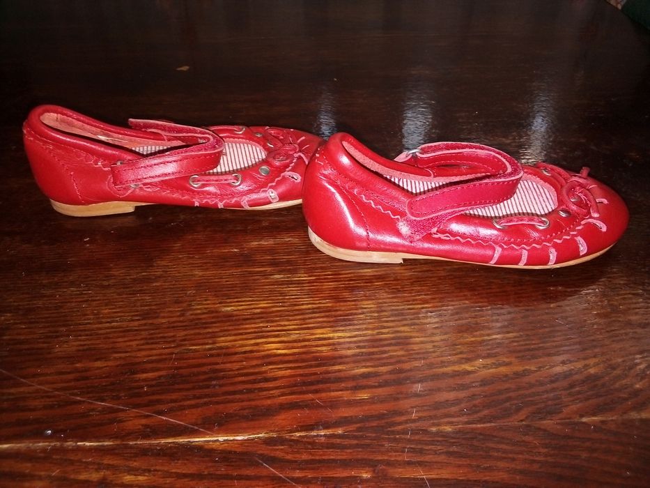 Новая детская обувь на девочку!