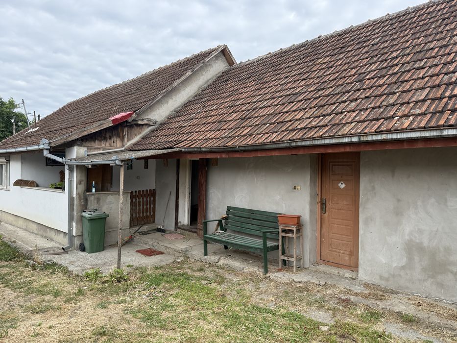 Casa cu trei camere Livada