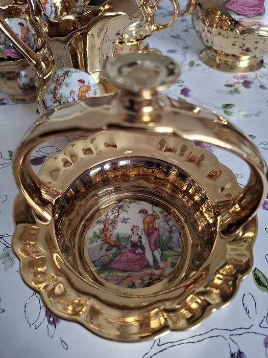 Продам кофейный сервиз