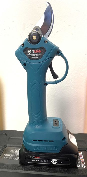 Foarfeca HITMAN 62V, lame 25 mm, 279 lei