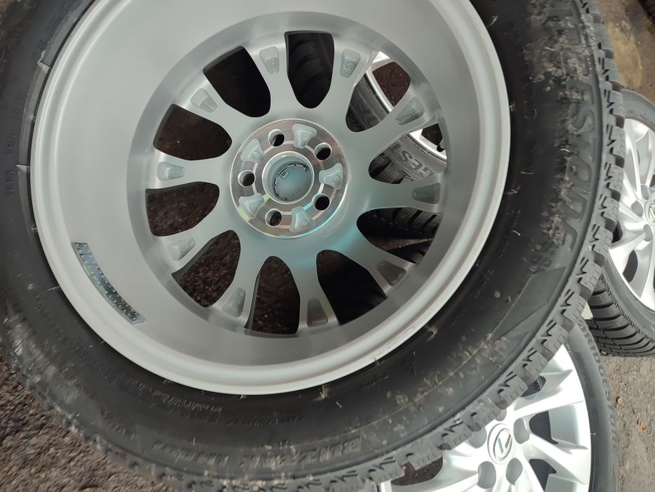 16" оригинални алуминиеви джанти за Lexus/Toyota.