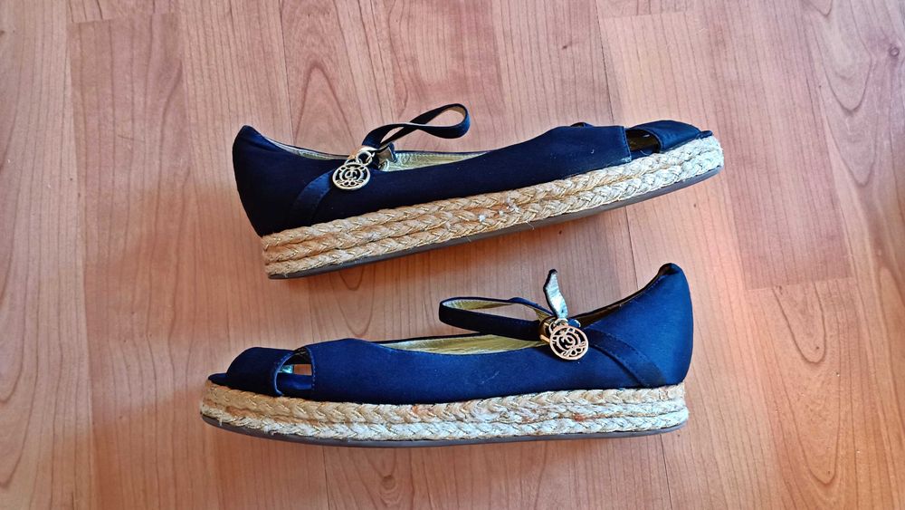 Juicy Couture сандали платформи