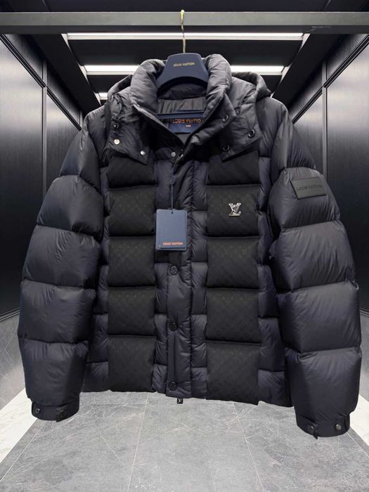 Geaca Louis Vuitton - calitate premium