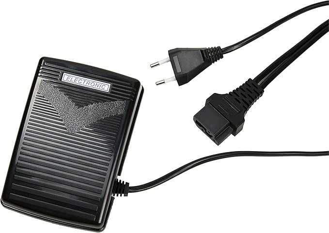 Masina de cusut surfilat Overlock MEDION MD 19169 4 pini 90 W 1200 rpm