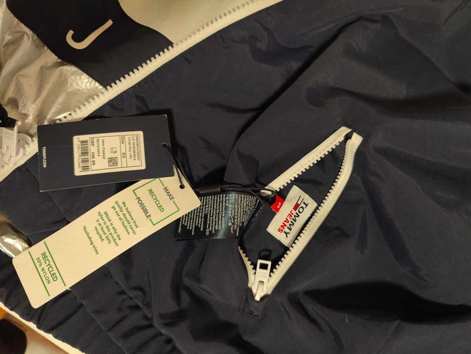 Geaca Tommy Hilfiger măsura xs