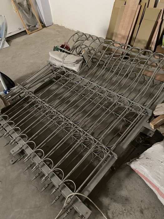Продаю новые универсальные кованые решетки