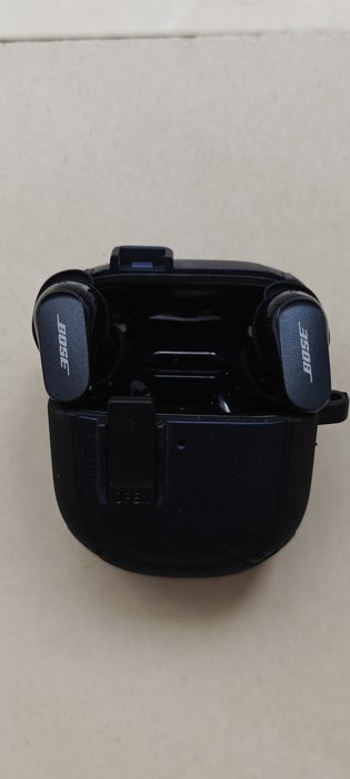 Bose QC II in ear