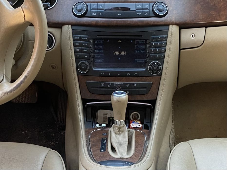 Navigatie CD Mercedes CLS W219 Pret 1200 lei