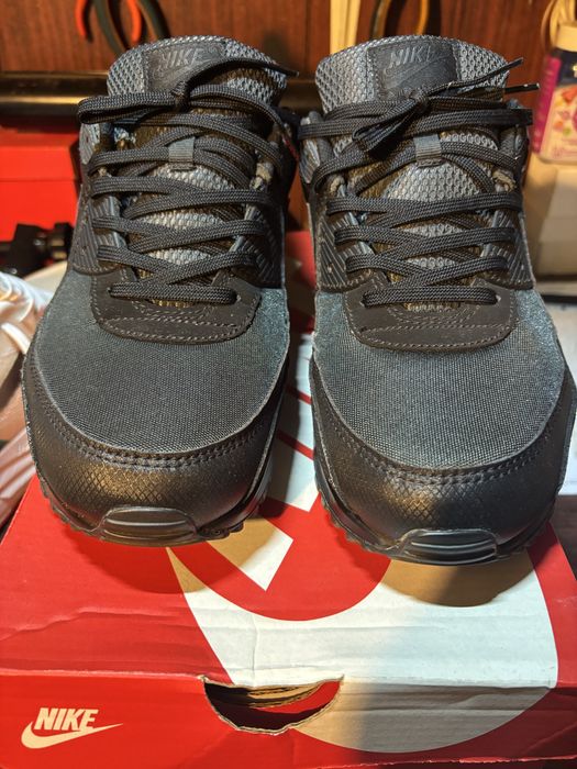 Nike Air Max 90/Adidas Superstar