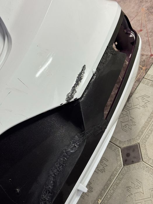Задний бампер Elantra 2019 с накладкой