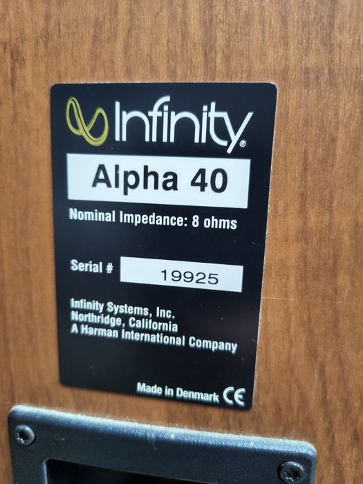 Тонколони  Infinity Alpha-40