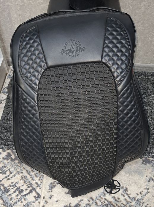 Продам чехол Универсальный подойдёт на все машины GM.