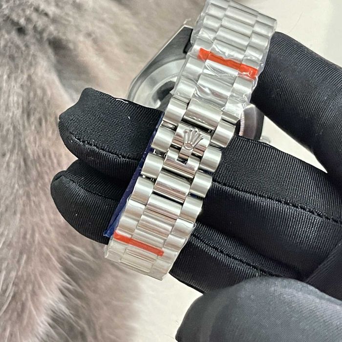Мъжки часовник Rolex Day-Date 40 с автоматичен механизъм