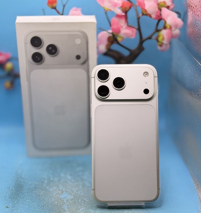 ГАРАНЦИОНЕН!!! Apple iPhone 17 Pro Max, 256GB, 5G, Silver