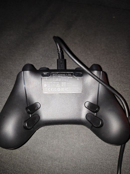 Sistem PC răcire  lichid - componente Custom plus controller Razer v3