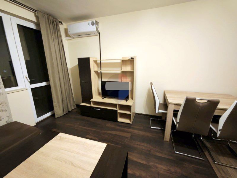 Дава се под наем Двустаен апартамент в Варна, Левски - 68 кв.м за 528.36 € - Снимка #2