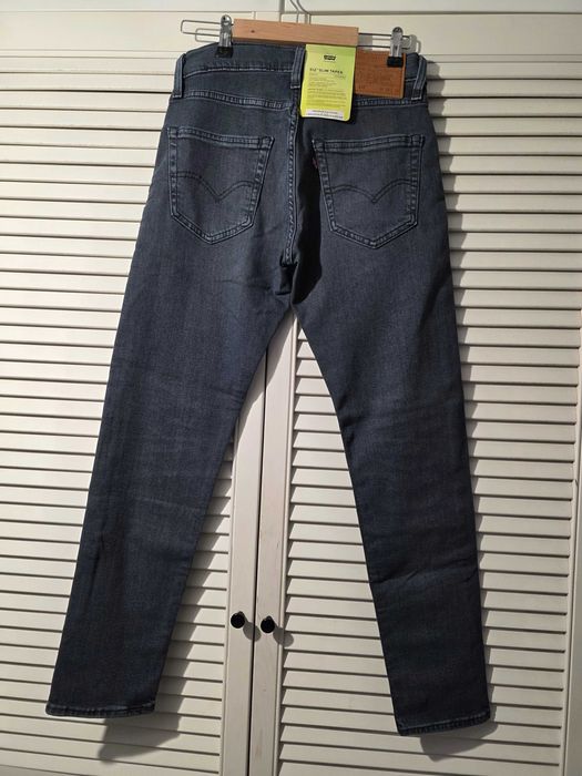 Blugi Levi's barbati
