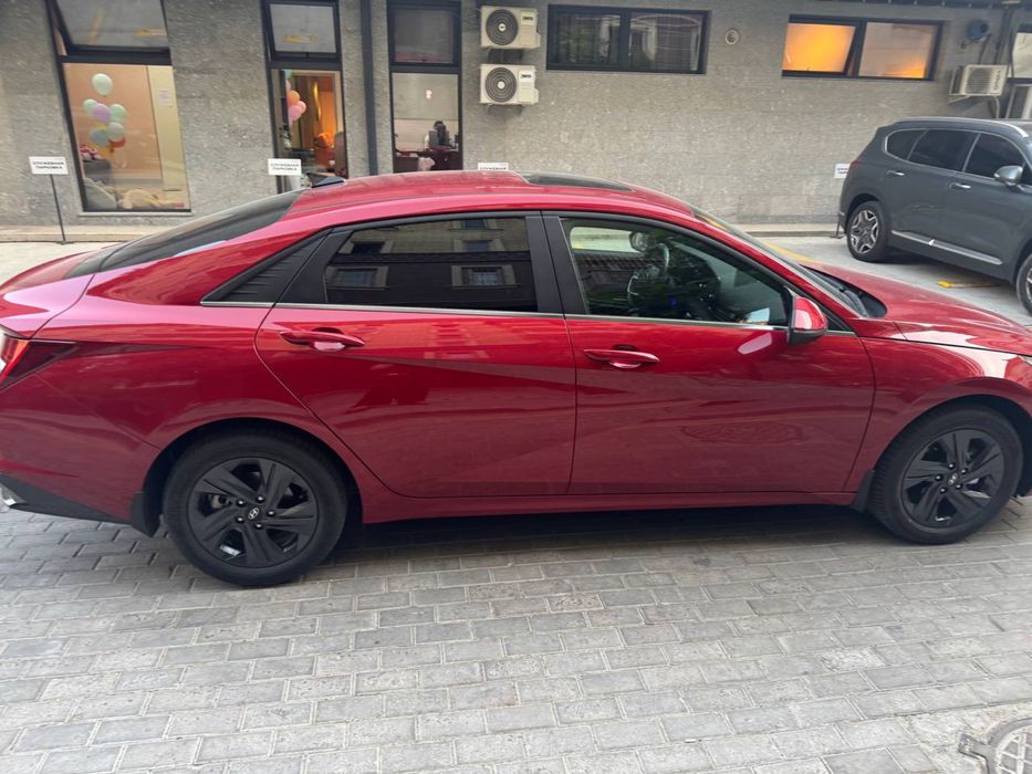 Hyundai Elantra 2022 чистая как новая в отличном состоянии