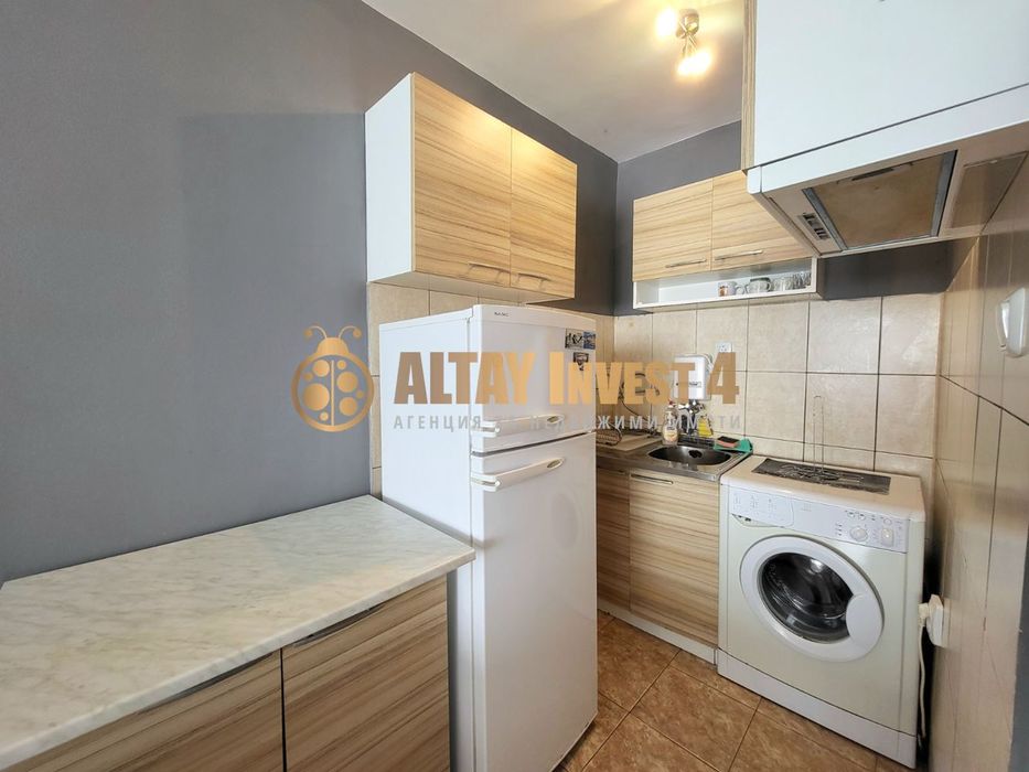 Дава се под наем Двустаен апартамент в Варна, Червен площад - 64 кв.м за 382.5 € - Снимка #4