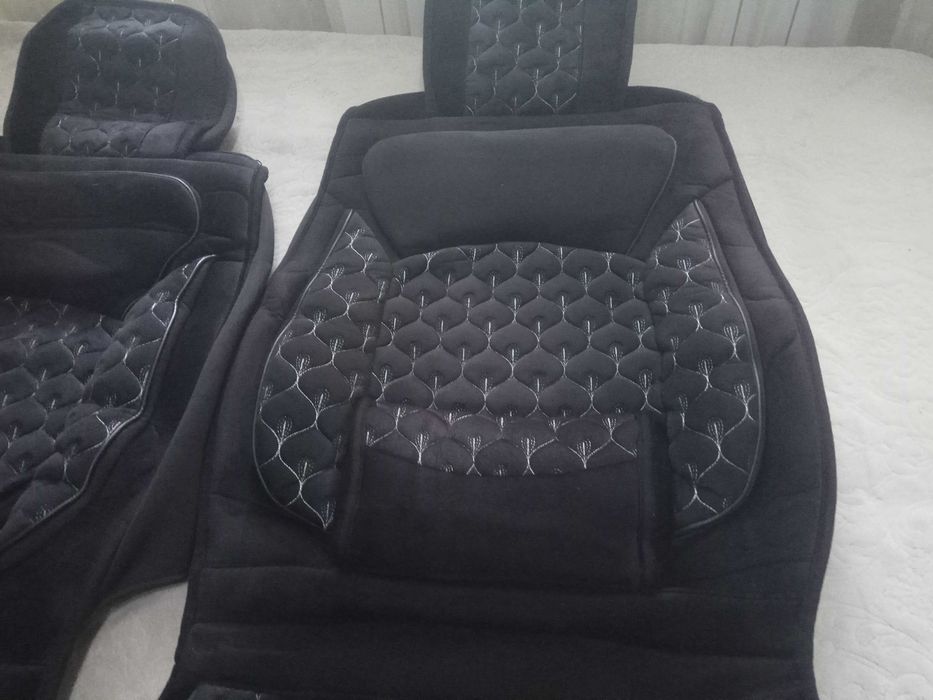 Продам автомобильные чехлы