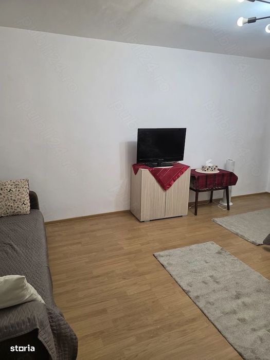 Proprietar închiriez garsoniera spațioasă Strada Inginerilor Tei