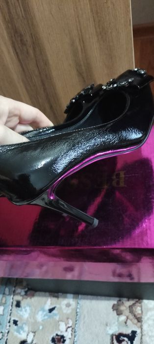 Продам туфли новый