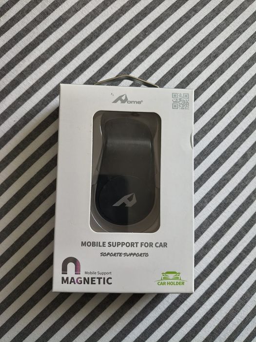 Suport mașină - suport magnetic telefon