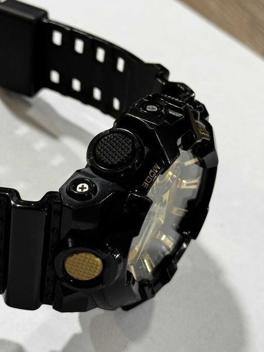 Casio G-Shock GA-710GB-1A