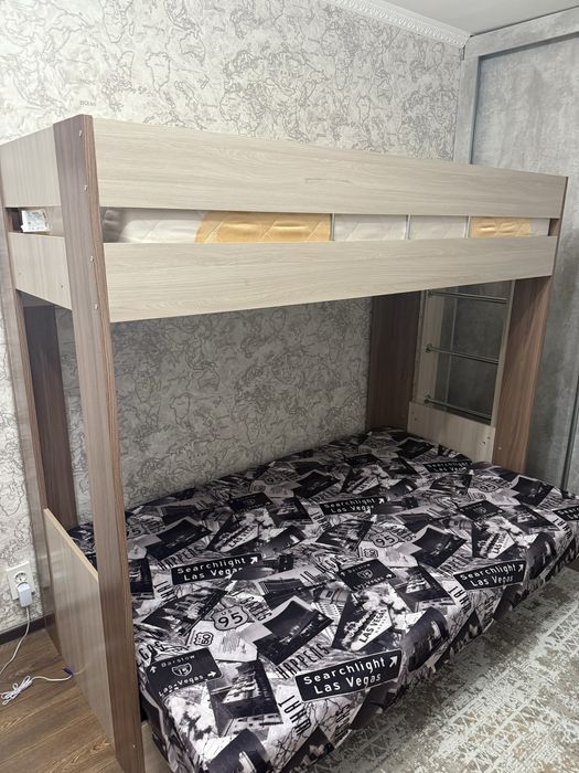 Детская кровать + диван