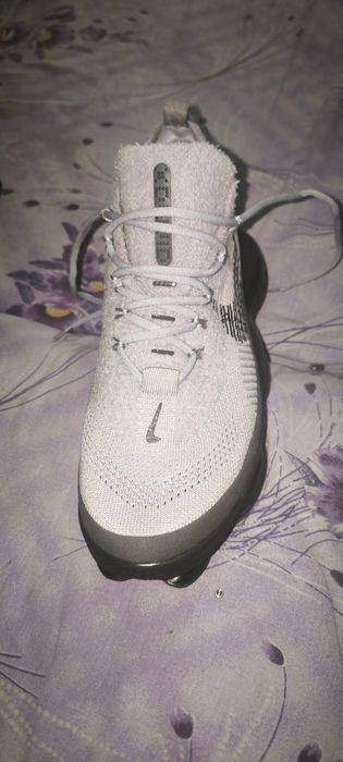 Vând Nike scorpion